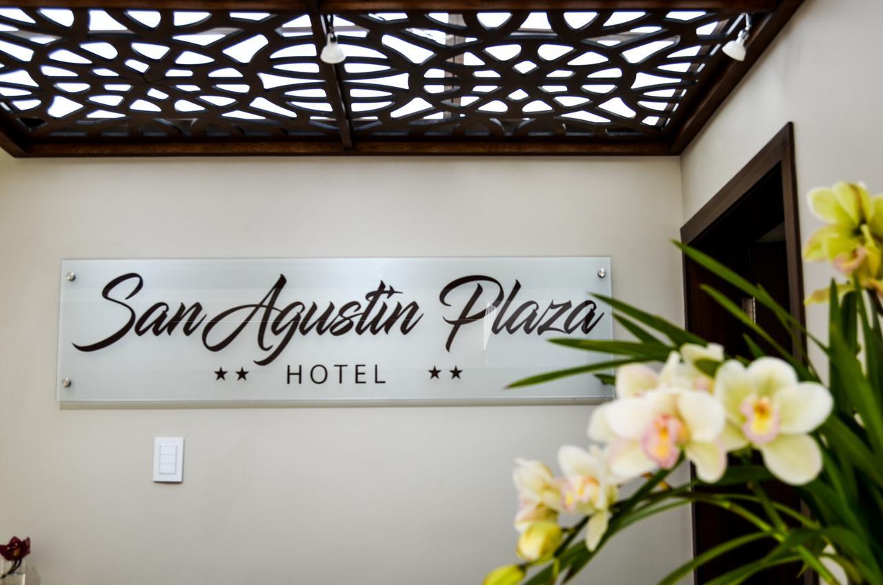 Hotel San Agustin Plaza Latacunga Exterior photo